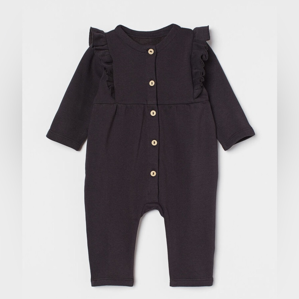 H&M | Long-Sleeved Jumpsuit